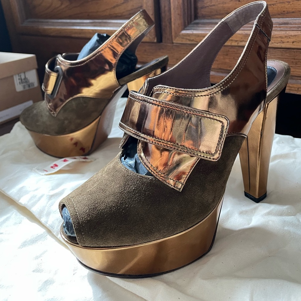 Marni Platform Brown Suede and Bronze Metallic Leather Shoe, 7 Brown/Bronze